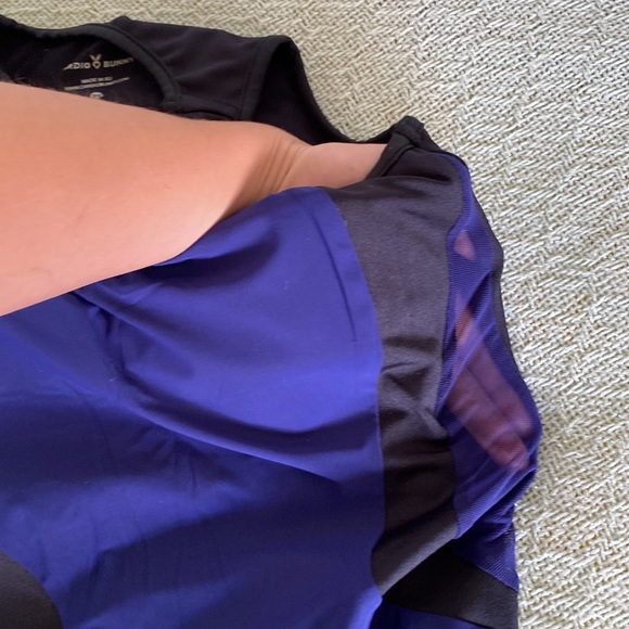 Cardio Bunny Workout Set - Picture 4 of 9